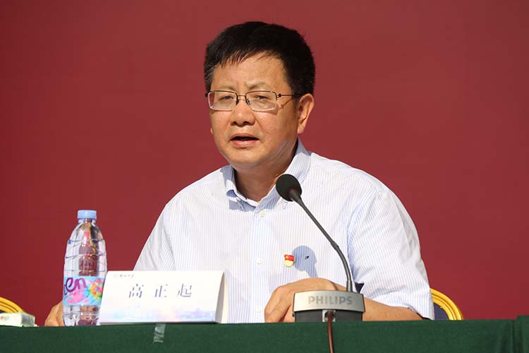 图片6 ：郑州中学党委书记高正起发表讲话.JPG