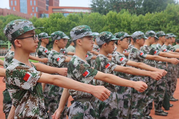 图片2：摆臂练习.JPG