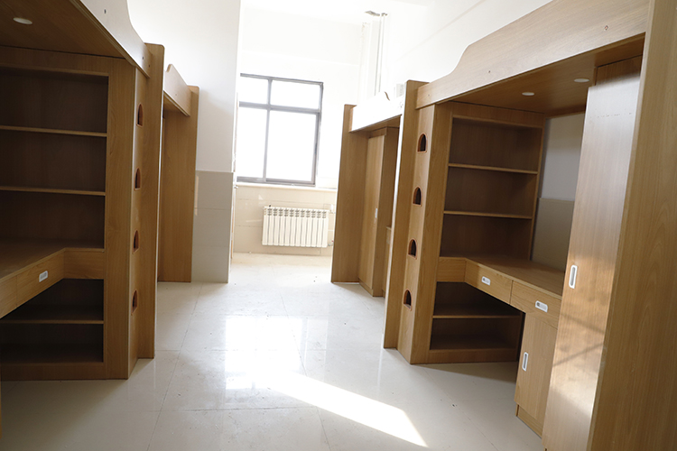 学生公寓.jpg