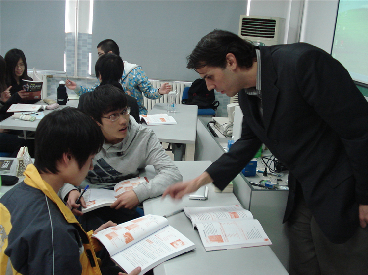 外教学术英语读写课程.jpg