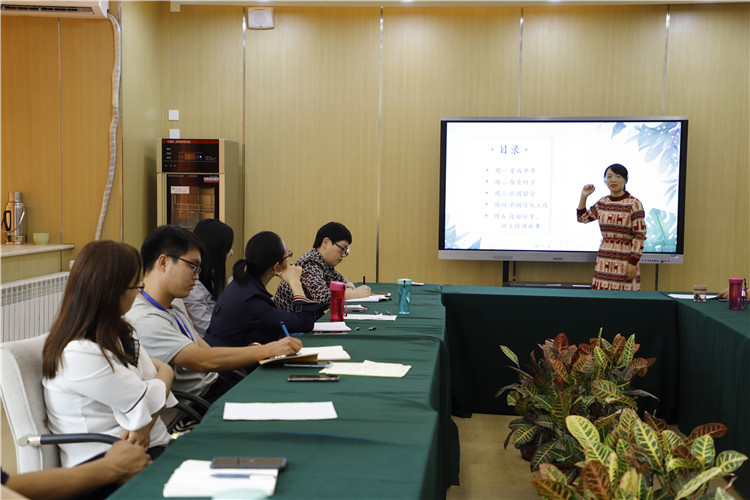 高二班级分享.jpg