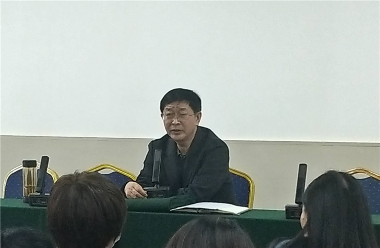 郑州中学党委委员、副校长宋振国讲话.jpg