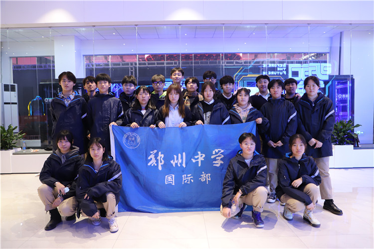 图片10：高二国际2班合影.JPG