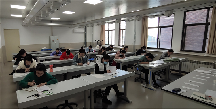 图片1参加考试.png
