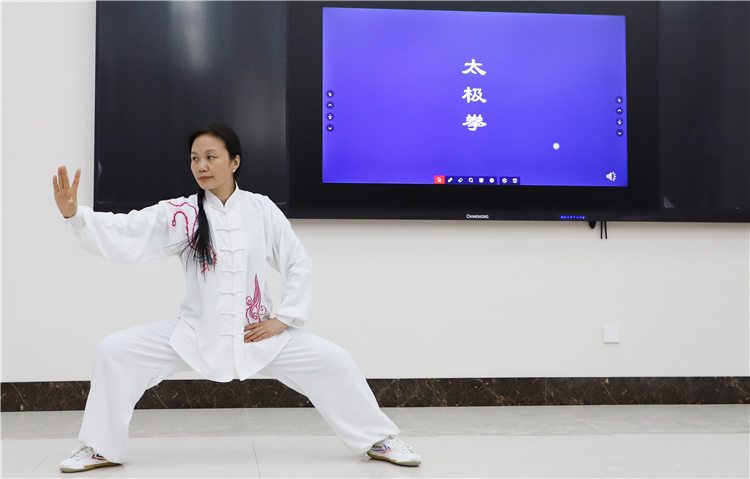 老师现场示范.jpg