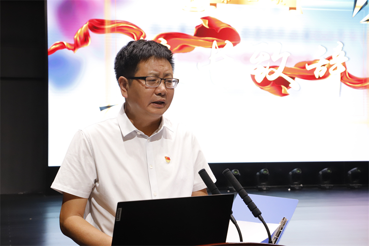 学校党委书记、校长高正起讲话.JPG