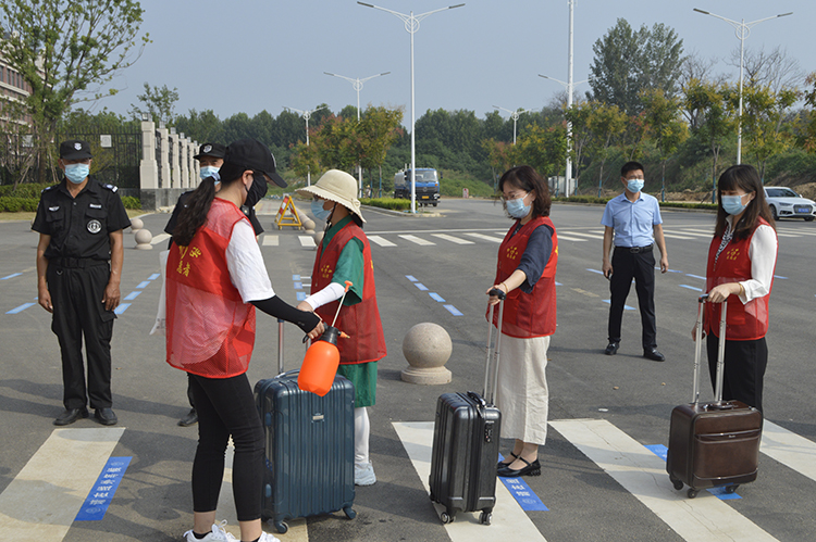 入校模拟演练1.JPG