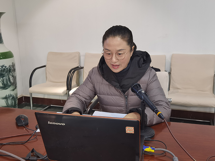 李兰副校长勉励同学们学习礼仪 传承文明.jpg