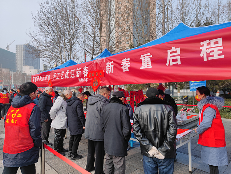 热心市民有序参与活动.jpg