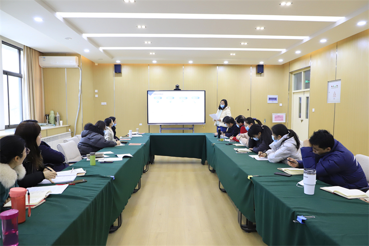 国际文凭办公室工作汇报.JPG