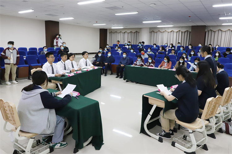 图13辩论赛现场照片.jpg