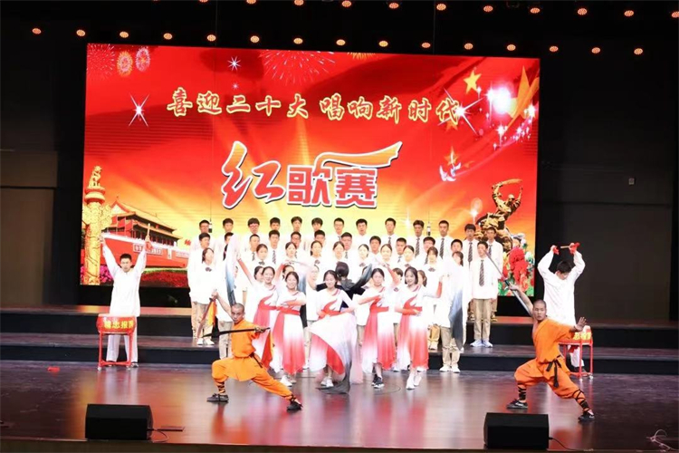 图4：《精忠报国》.jpg