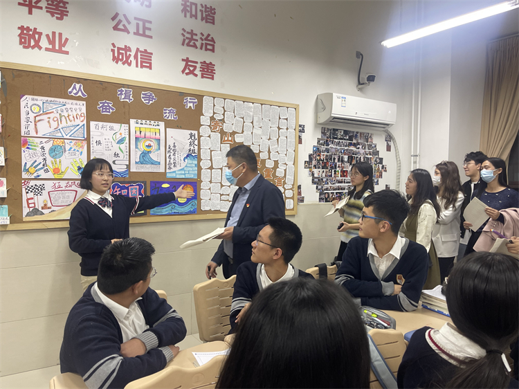 图4讲解员介绍板报创意.jpg