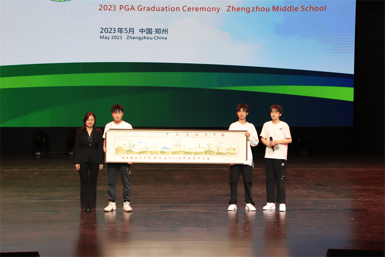 图片10：高三学子毕业赠礼.JPG