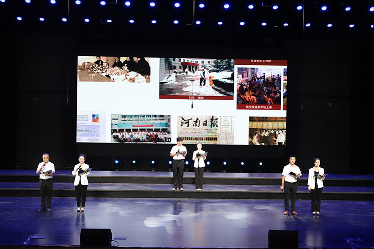图片4：高中部教师代表演讲.JPG