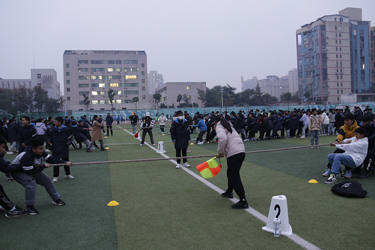图片1 同学们正在进行多轮比拼.JPG