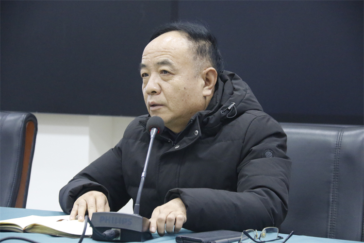 图片3：党委副书记李文增指出加强安全工作、师德师风建设工作的现实意义.JPG