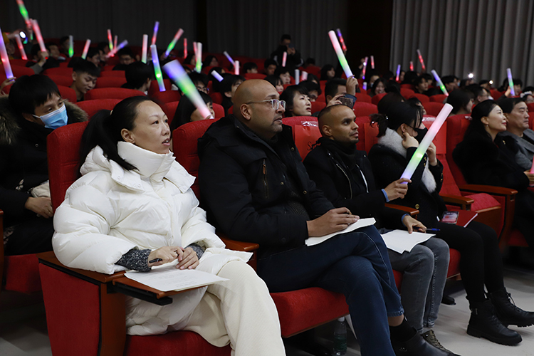 图片1：决赛现场.JPG