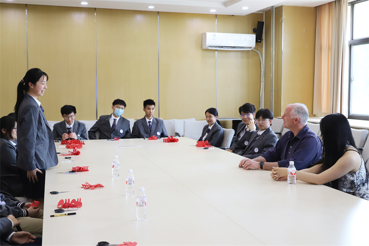 图片5：师生面对面座谈交流.JPG