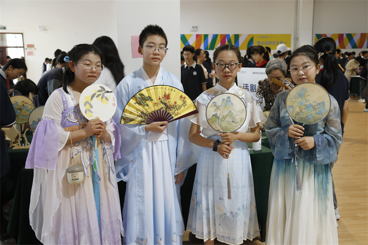 图9：《至扇至美》课程展示.JPG
