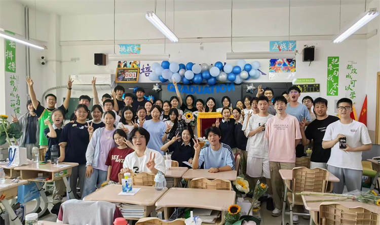 图4：最后的班会 .jpg