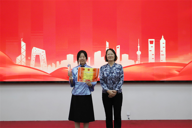 图片15.3：合影留念.JPG
