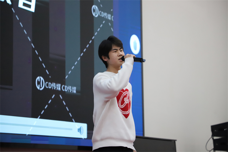 图片10：张峰源《We Are The Champions》.JPG