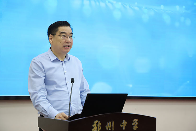 1778470033610745.jpg (图片3:郑州高新区人大工委副主任付国乾致辞).jpg