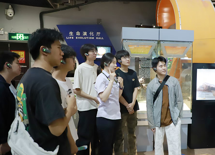 1781575586169843.jpg 图三:现场问答互动.jpg