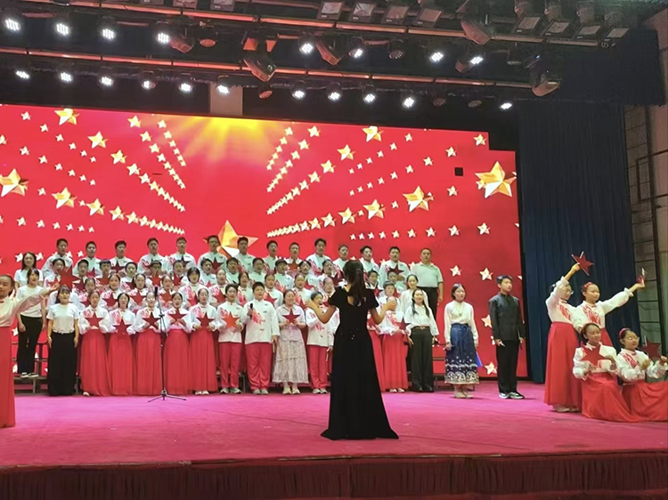 图9：《红星歌》.jpg